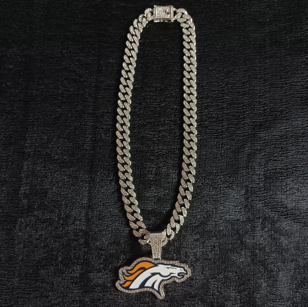 NFL Denver Broncos 20Inch Necklace Pendant Cuban Chain Link Football Jewelry - Picture 3 of 6